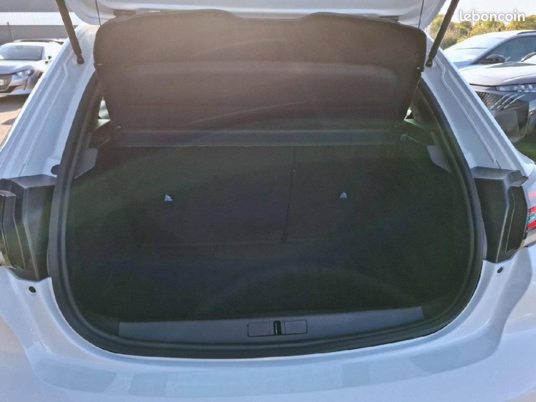 Peugeot 208 Hybrid 110 e-DCS6 - Style (image 6)