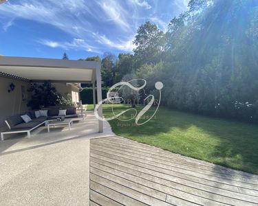 Maison 1 280 000 € - 150 m²
