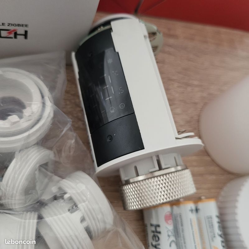 Lot de 12 tête thermostatique connecté NEUF TECH+ PASSERELLE ZIGBEE (image 2)