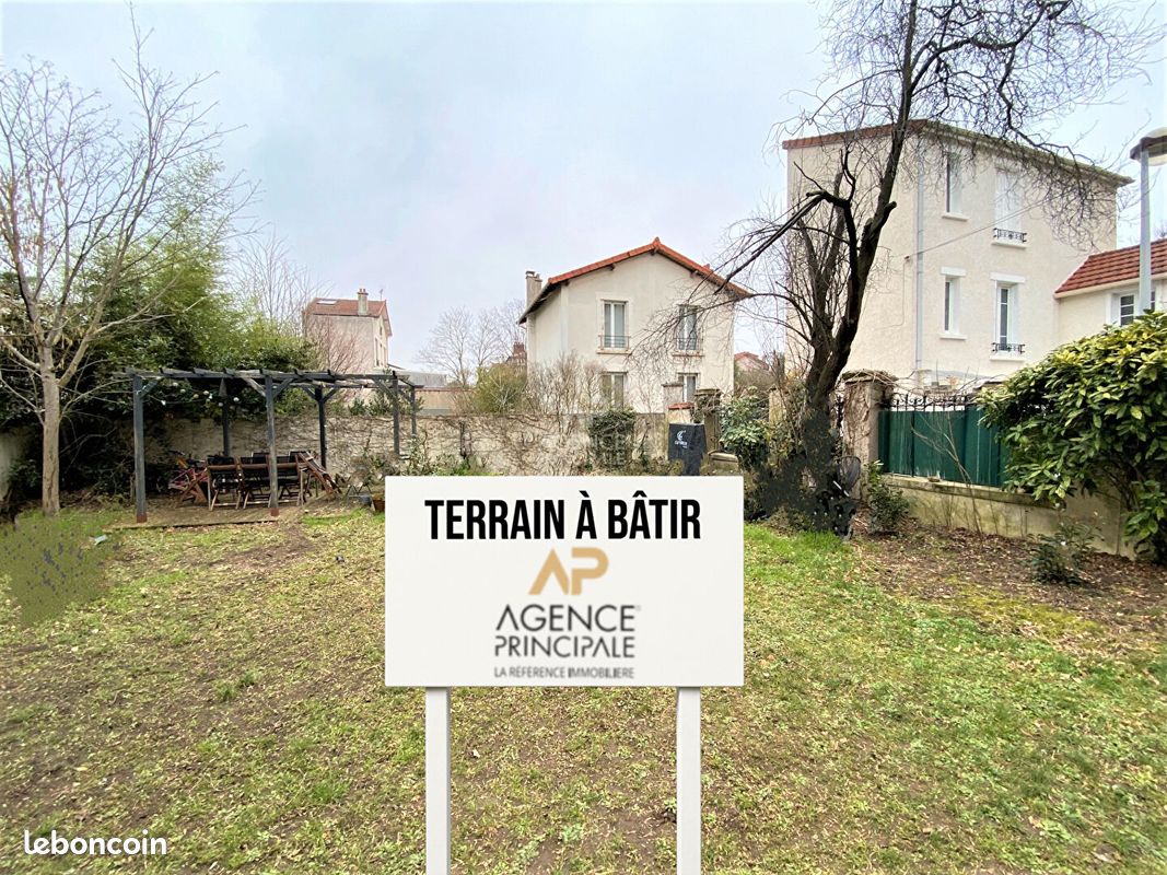 Terrain 166 m² · à Nanterre · 166 m² · 290 000 €
