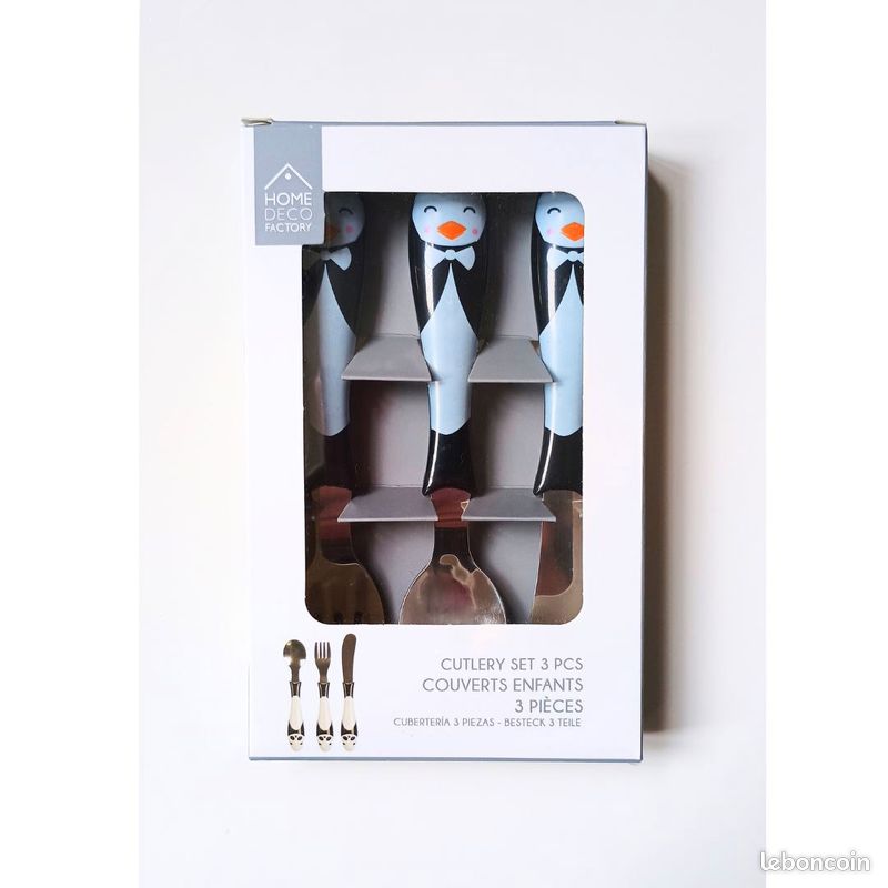 Lot de 4 couverts pour enfant - 1 fourchette, 2 cuillères, 1 couteau - Acier inoxydable - Bleu, violet Lot de 4 couverts pour enfant - 1 fourchette, 2 cuillères, 1 couteau - Acier inoxydable - Bleu, violet