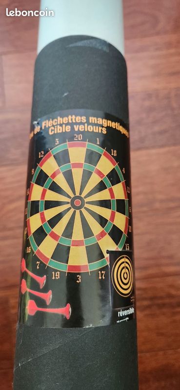 Jeu de fléchettes magnétiques cible velours (image 1)