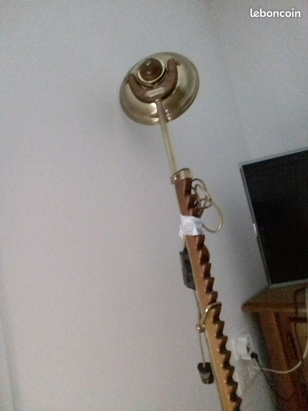 Lampe halogène très peu servi (image 1)