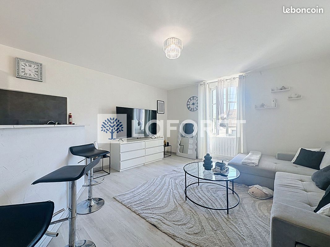 Appartement 2 pièces 39 m² · à Bressuire · 39 m² · 461 €
