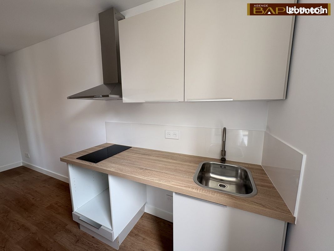Appartement 1 pièce 15 m² · à Lisieux · 15 m² · 420 €/mois
