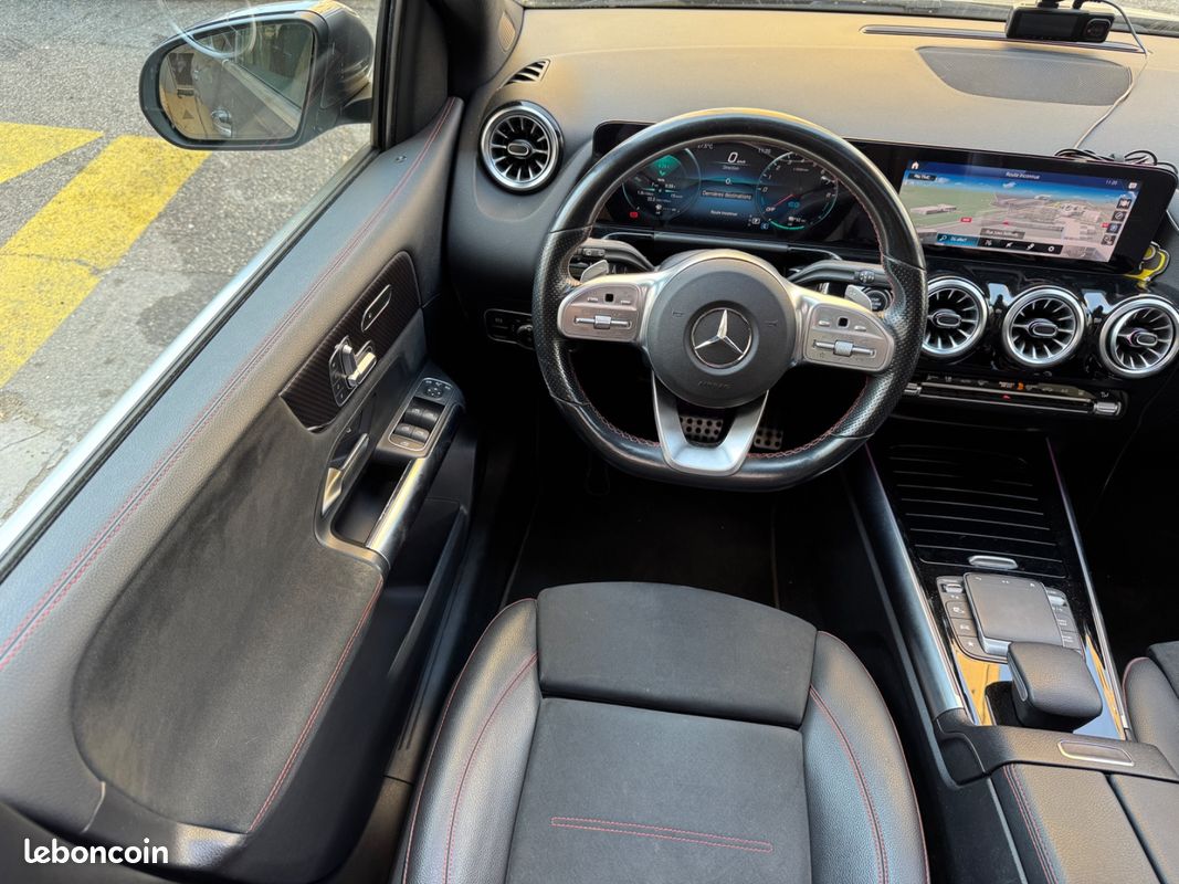MERCEDES CLASSE B 250 e 1.3 l 160CV 8G-DCT AMG Line Edition-Toit ouvrant Panoramique- Carpaly- Boule de remorque- suiv (image 19)