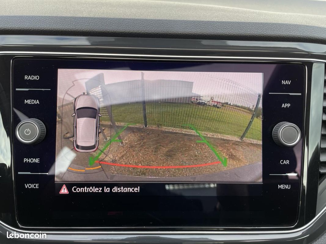 VOLKSWAGEN T-ROC CARAT / 2.0 L TDI / 150 Ch / 4 MOTION / BV DSG / 1 ERE MAIN / TOIT OUVRANT (image 21)