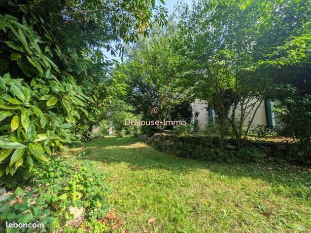 Maison 8 pièces 200 m²
