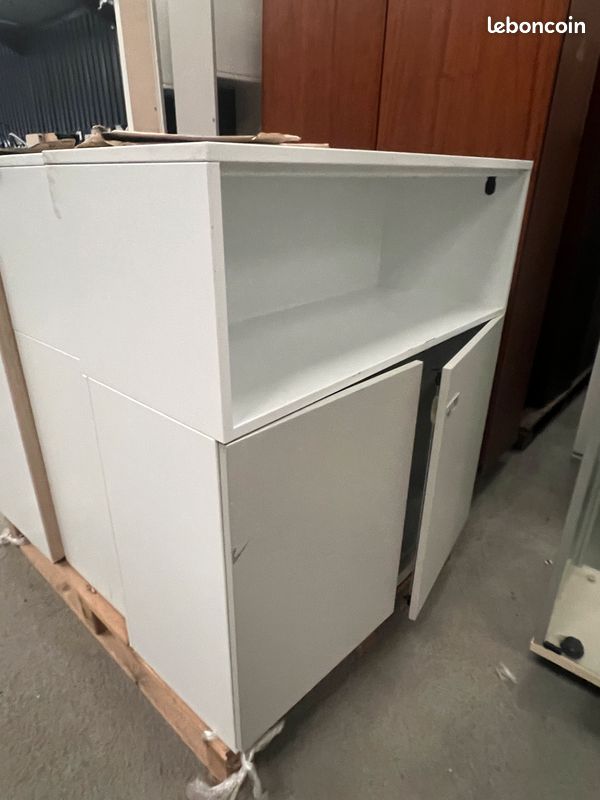 Armoire Blanche à étagères (image 3)