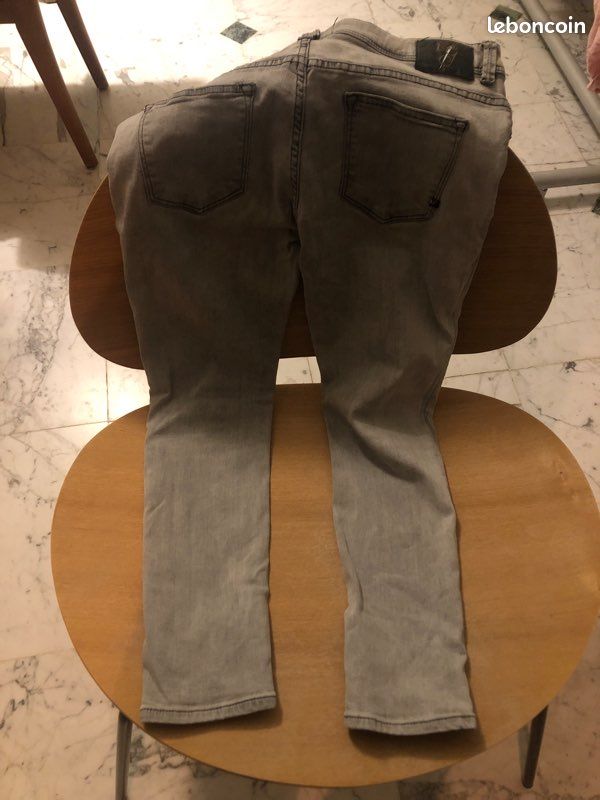 Jeans gris marque Mademoiselle Garçonne taille 32 (image 4)