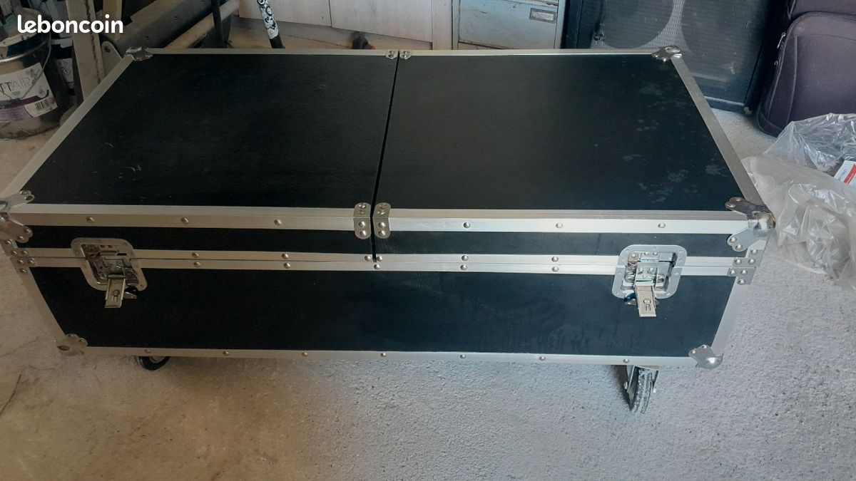 Flight-case professionnel sur roulettes – Grand format (image 1)