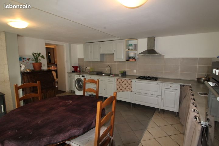 Maison 8 pièces 75 m² - Dangé-Saint-Romain 86220 (image principale 3)