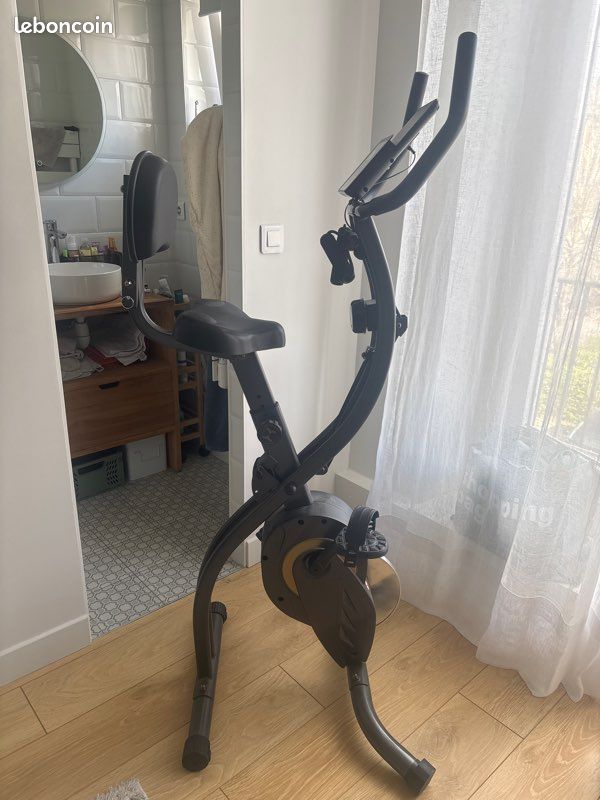 Vélo d’appartement (image 1)