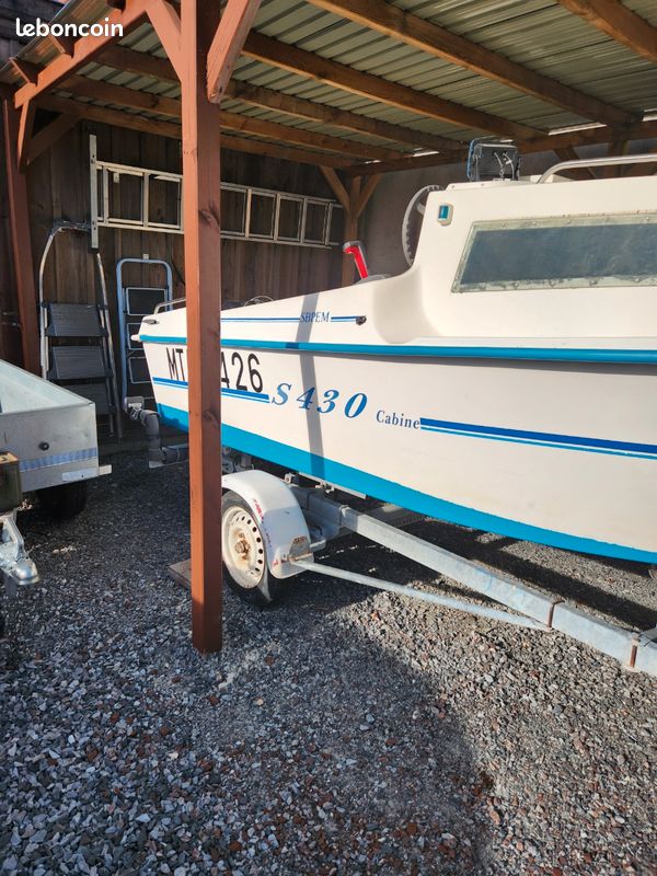 Bateaux moteur (image 2)