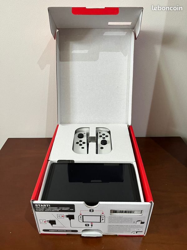 Nintendo Switch Oled + jeu & accéssoires (image 2)