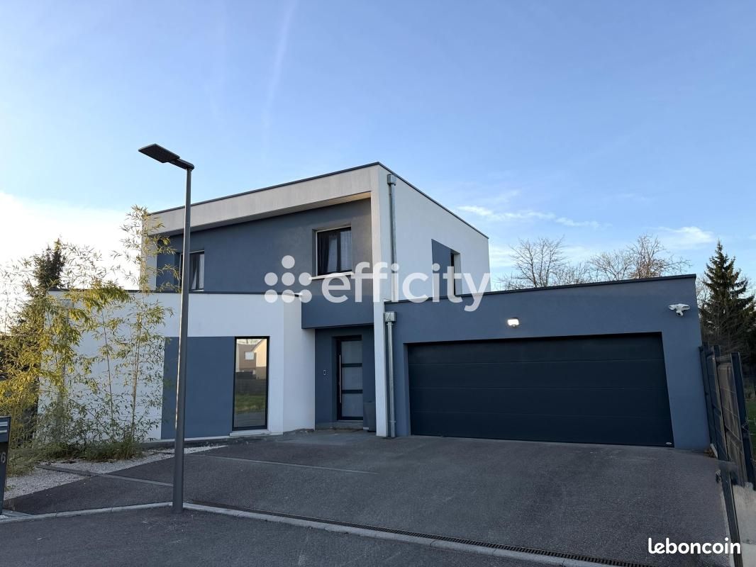 Maison 6 pièces 137 m² · à Sierentz · 137 m² · 579 000 €