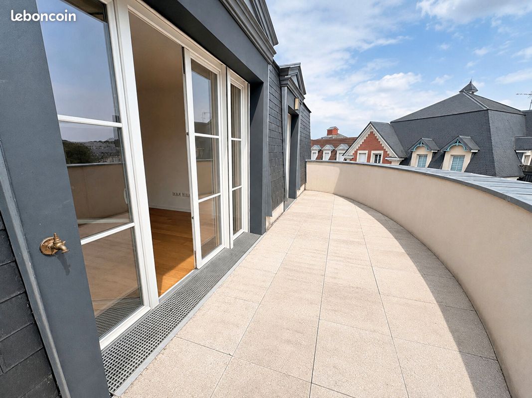 Appartement 4 pièces 79 m² · à Le Plessis-Robinson · 79 m² · 1 980 €/mois