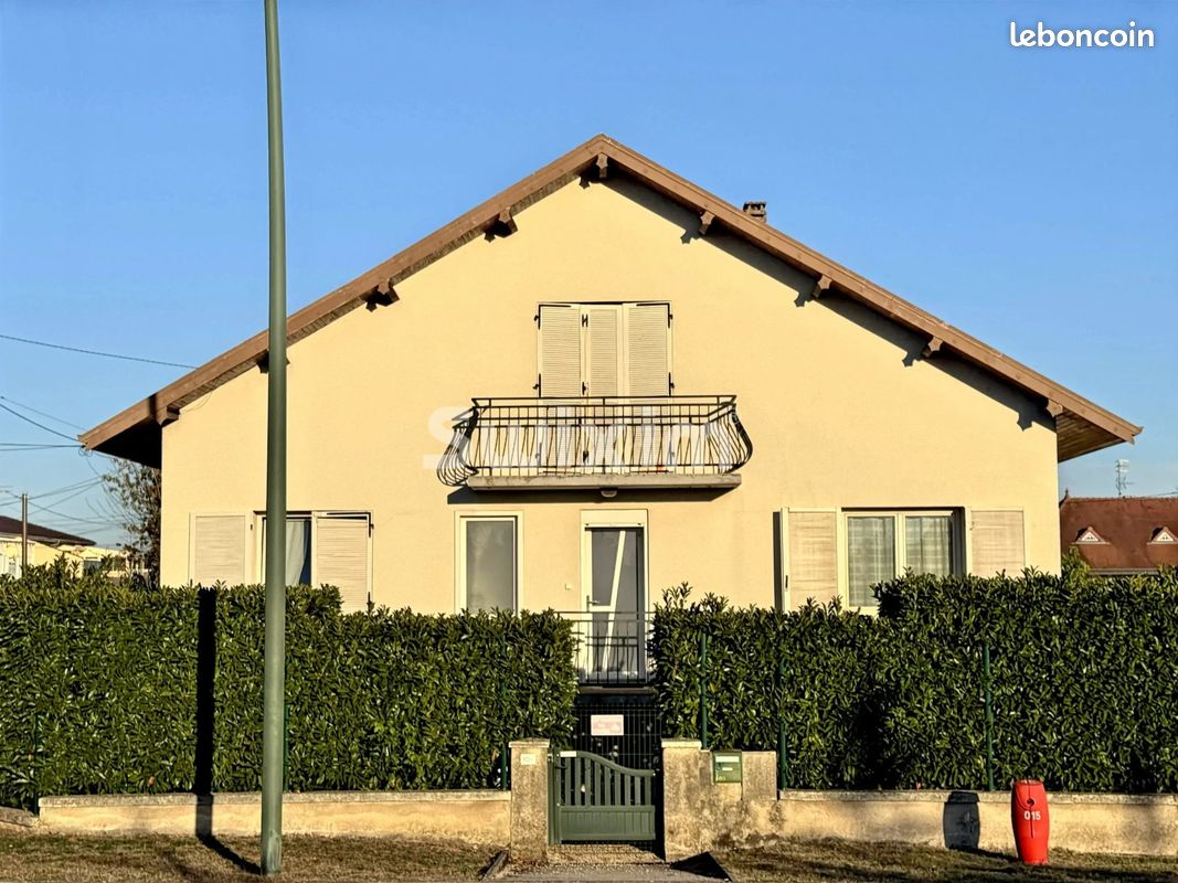 Maison 7 pièces 145 m² · à Tavaux · 145 m² · 239 000 €