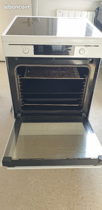 Cause déménagement vend cuisinière AEG induction a (image 2)