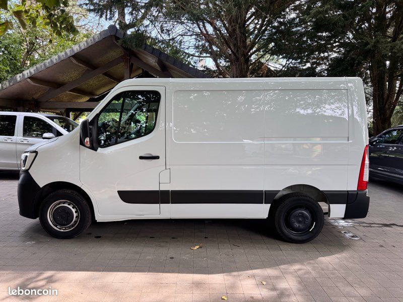 Renault master l1h1 blue dci 135 confort traction fourgon 2023 – photo 8