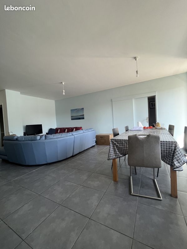 Appartement 4 pièces 93 m² · à Gaillard · 93 m² · 260 000 €