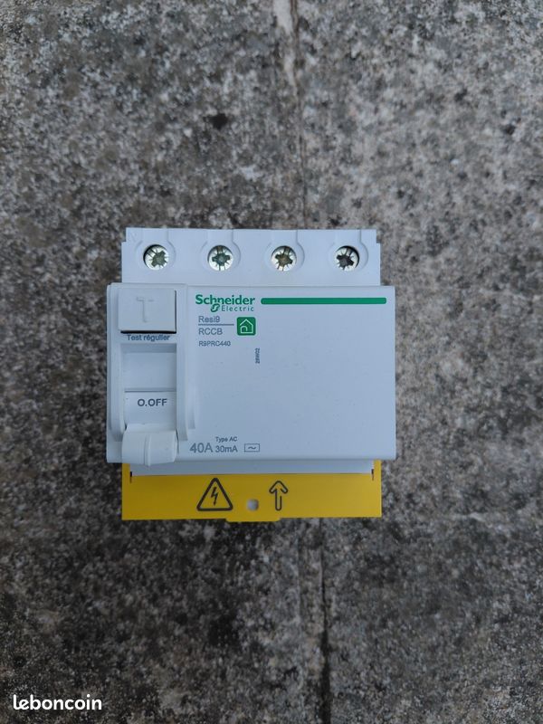 Interrupteur différentiel (image 1)