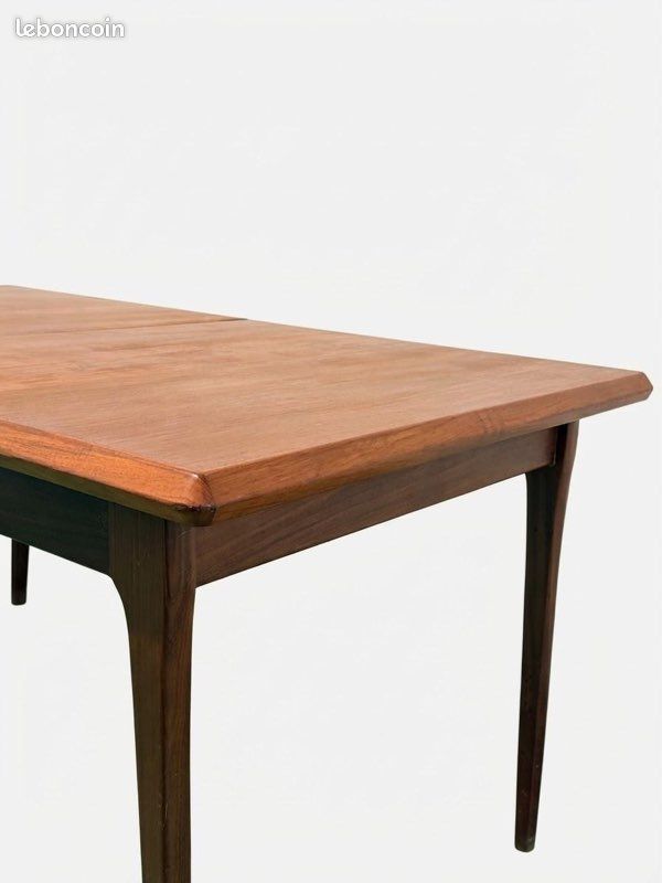 Table à manger danoise vintage en teck extensible 6/10 places⁠ (image 1)
