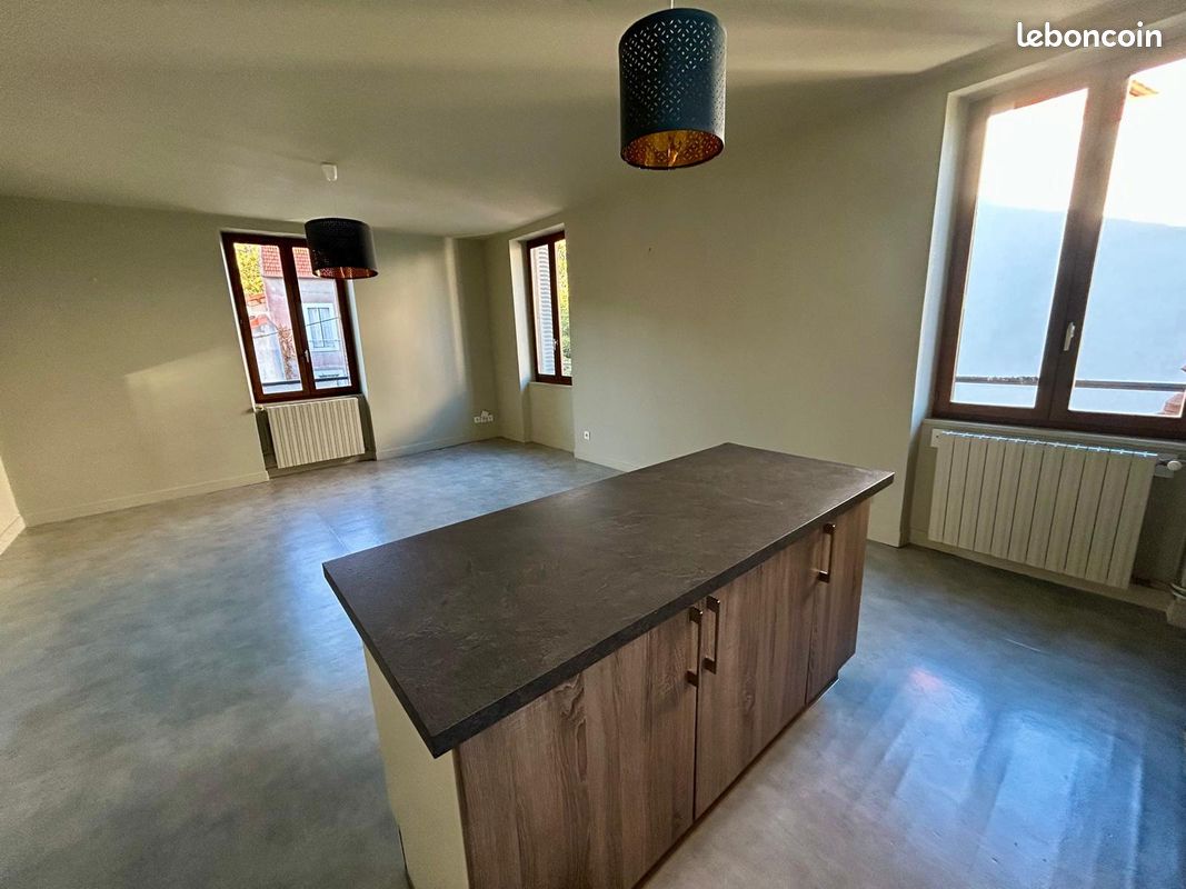 Appartement 3 pièces 73 m² · à Clermont-Ferrand · 73 m² · 735 €/mois