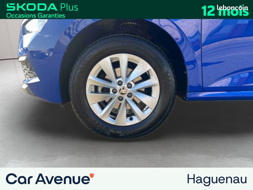 SKODA Kamiq 1.0 TSI Evo 110 Ambition / Smartlink / Aide au Stationnement / Feux LED / Clim Auto (image 14)