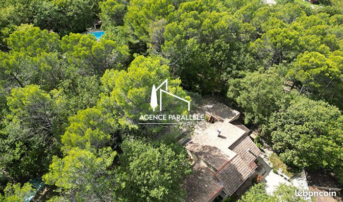 Maison 7 pièces 170 m² · à Pernes-les-Fontaines · 170 m² · 588 000 €
