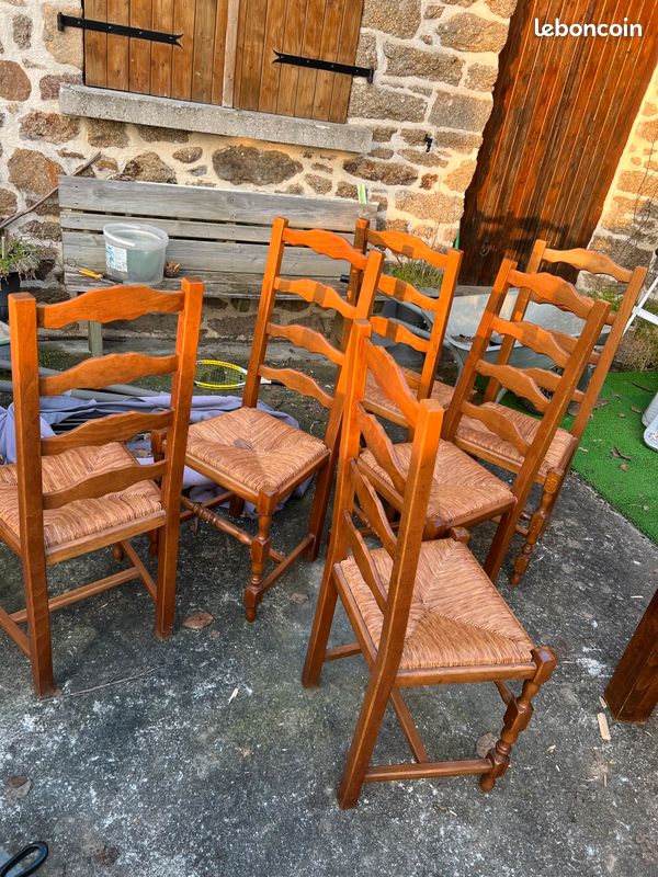 Table en bois et 6 chaises (image 2)