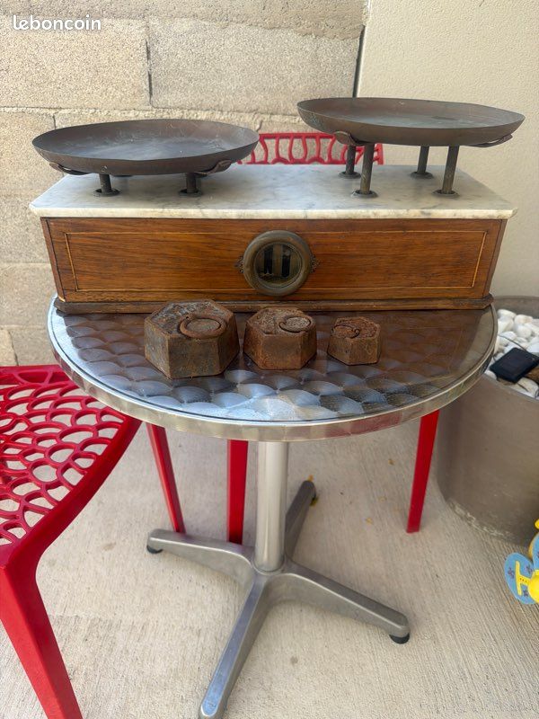 Ancienne balance de comptoir marbre (image 1)