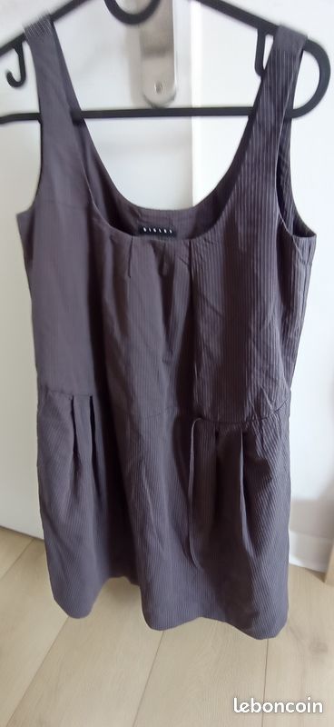 Jupes et robes tres bon etat (image 12)