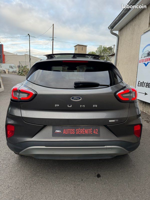Ford Puma 1.0 MHEV 125 S&S BVM6 Titanium. Toit ouvrant / Siege Massant Excellent Etat (image 5)