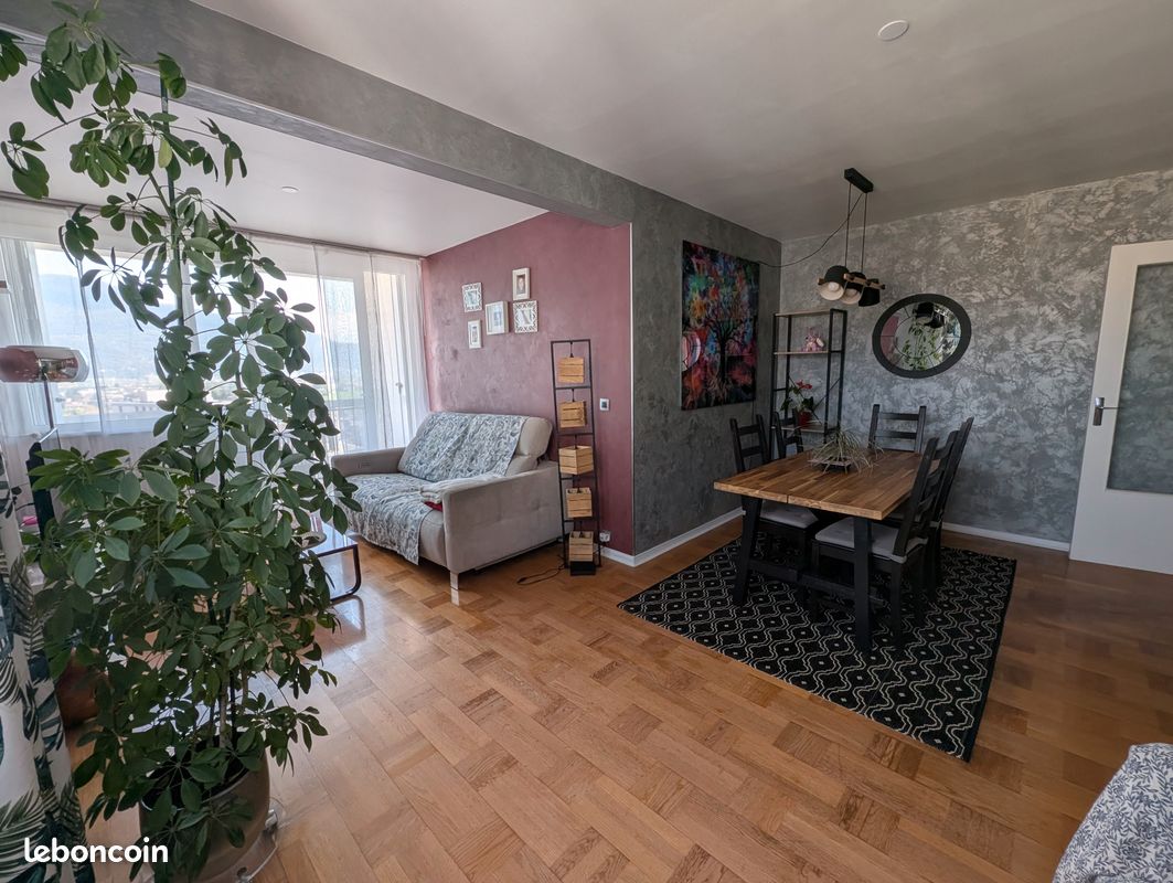 Appartement 5 pièces 88 m² · à Sassenage · 88 m² · 143 000 €