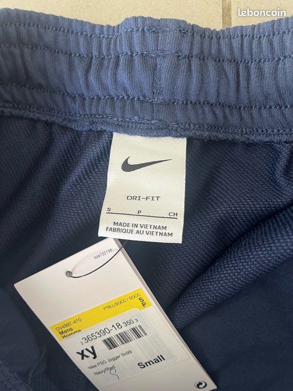 Sweat PSG Bleu Marine Taille M - Neuf Avec étiquettes, Unisexe