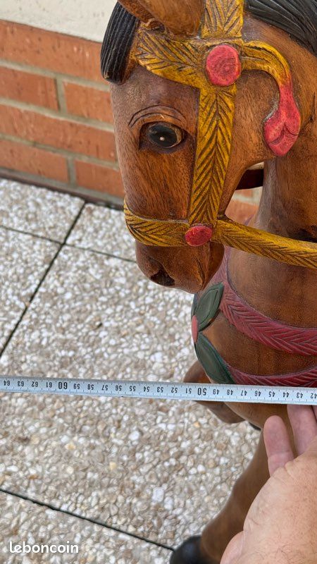 Statue Cheval En Bois Sculpté à La Main - Pièce Unique - Cadeau Original Déco