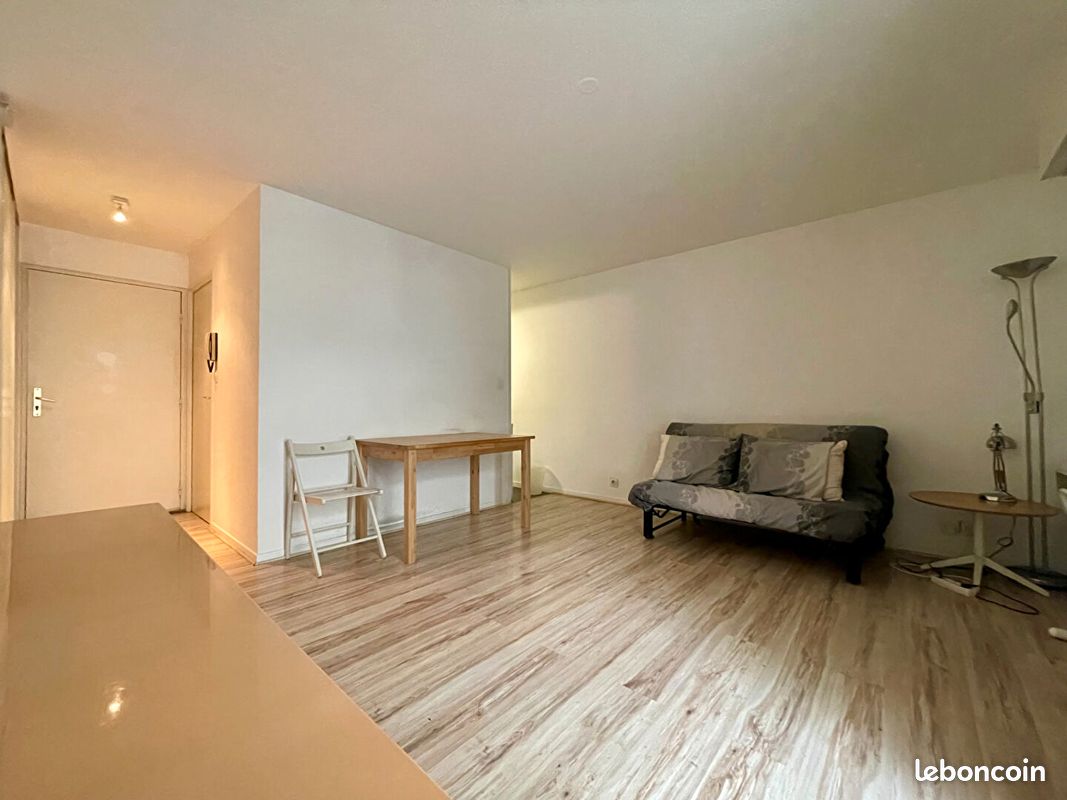 Appartement 1 pièce 25 m² - Bordeaux 33000 (image principale 0)