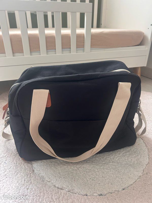 Sac à langer Beaba noir (image 3)