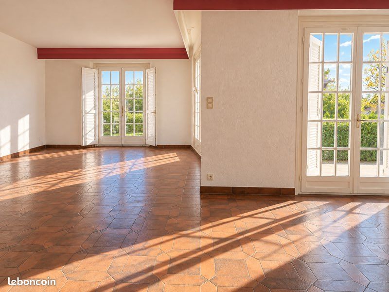 Maison 5 pièces 120 m² · à Vittel · 120 m² · 230 000 €