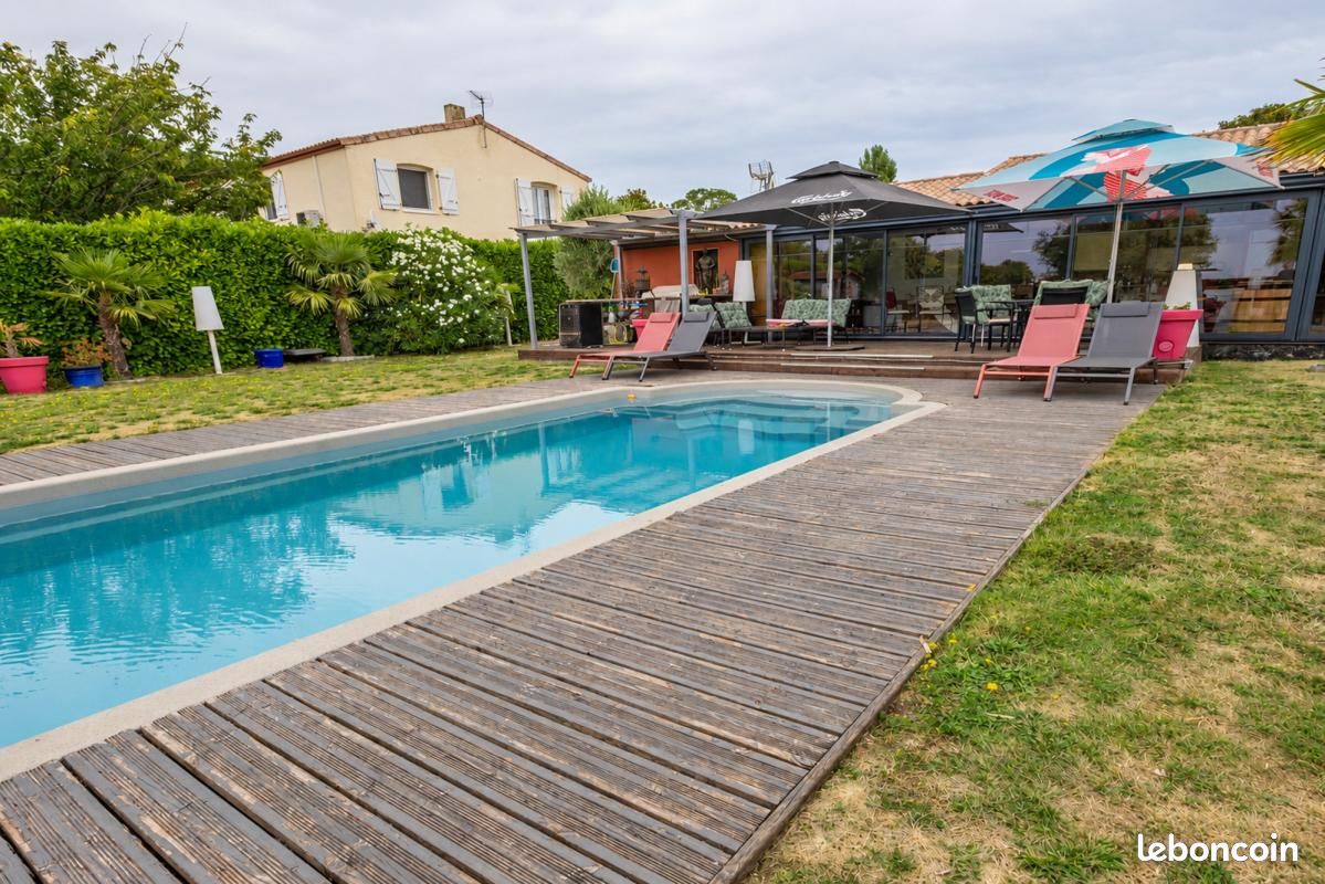 Maison 6 pièces 201 m² · à Bourgneuf · 201 m² · 609 000 €