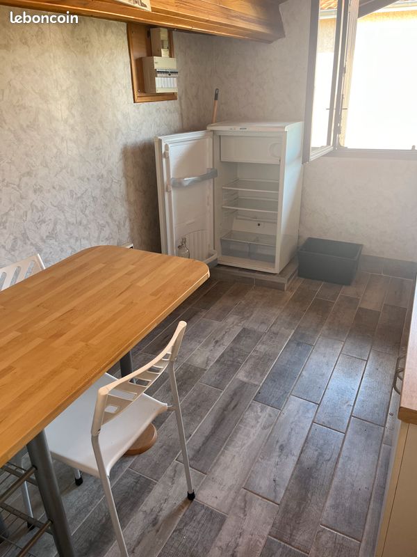 Appartement 1 pièce 26 m² · à Saint-Priest · 26 m² · 450 €