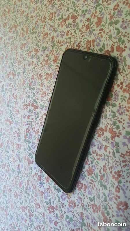 Samsung Galaxy A20e (image 1)