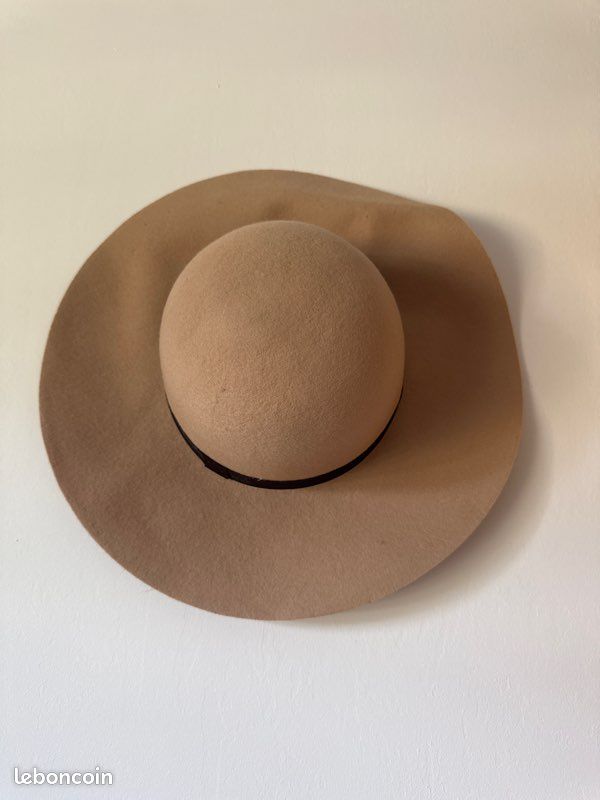Capeline chapeau Américan Vintage 100% laine (image 1)
