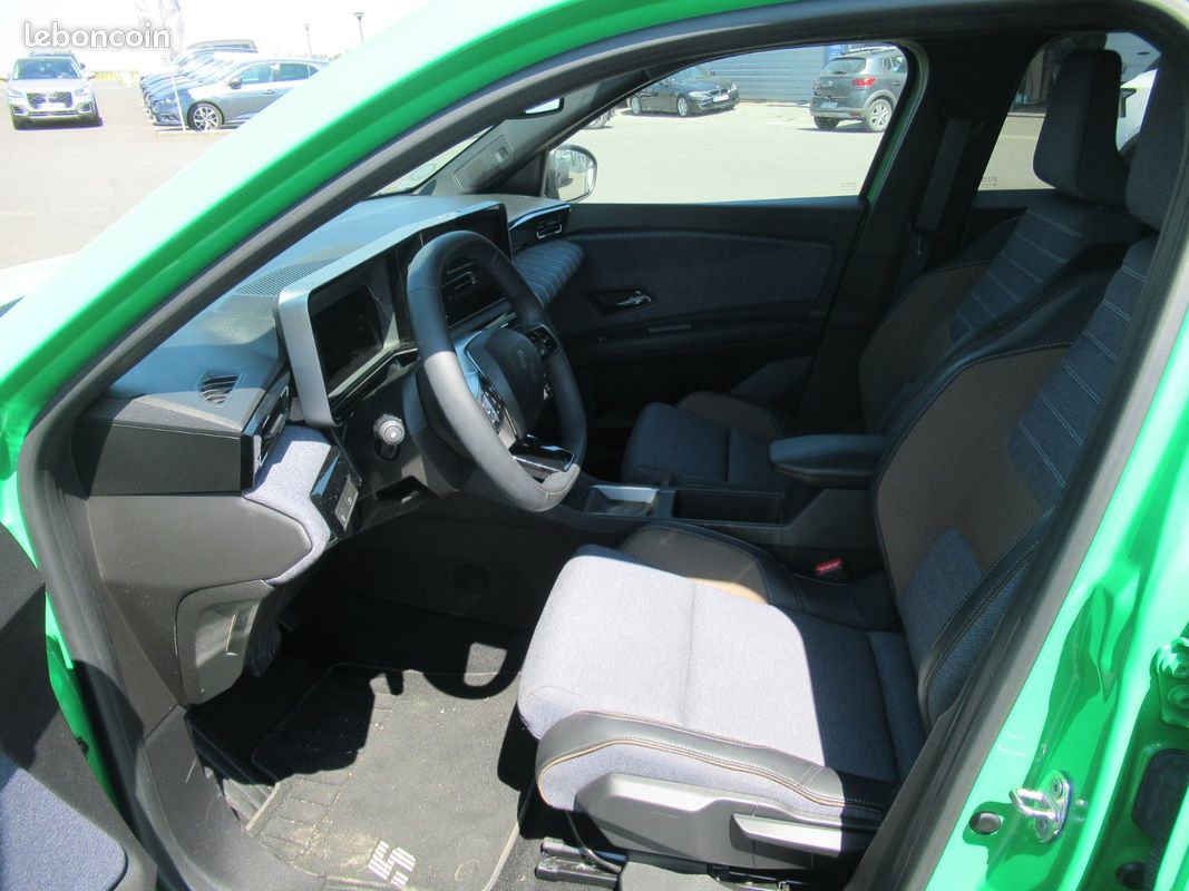 Renault RENAULT 5 E-TECH 120 CV autonomie urbaine Techno 120 autonomie urbaine Techno (image 4)