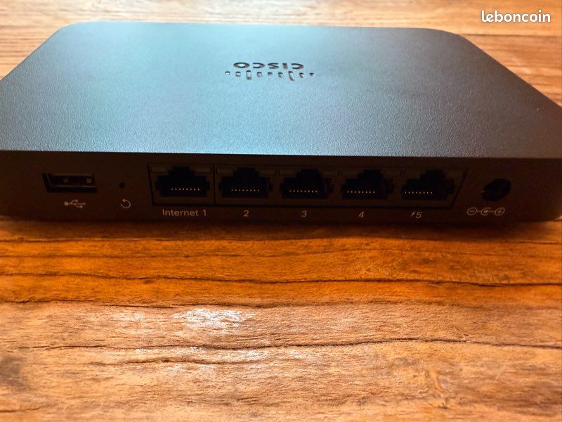 Cisco Meraki Z3-HW - Passerelle télétravail sans fil gérée via le cloud - Routeur avec alimentation et support - Non réclamé sur le portail Meraki (image 2)
