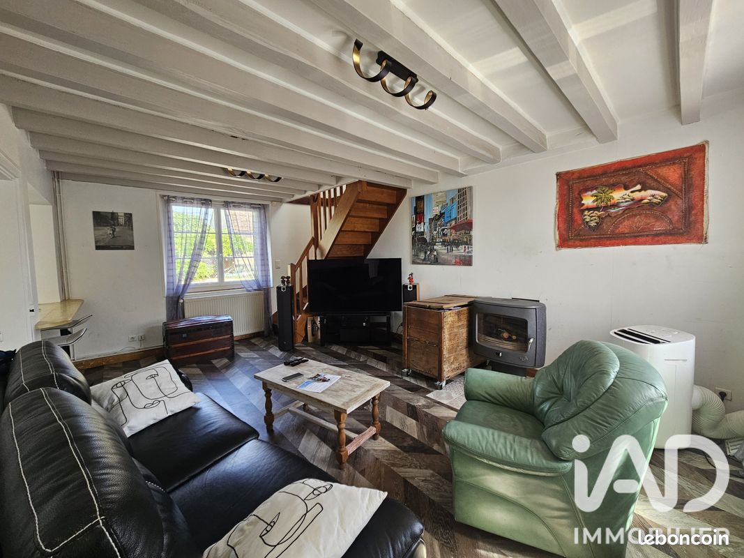 Maison 6 pièces 140 m² · à Chemilly · 140 m² · 220 000 €