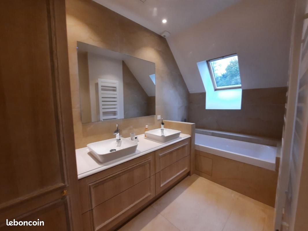 Maison a louer bruz - 4 pièce(s) - 144 m2 - Surfyn