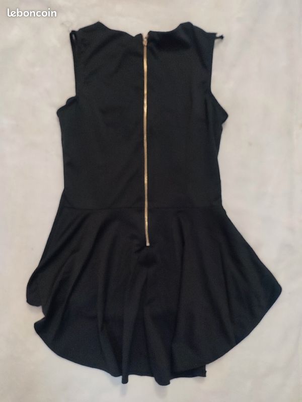Haut noir détails transparent et perles taille S (image 3)