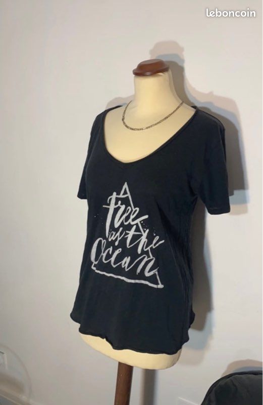 T-shirt Hollister avec logo (image 3)